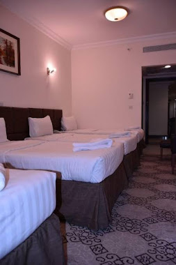 Quad Room